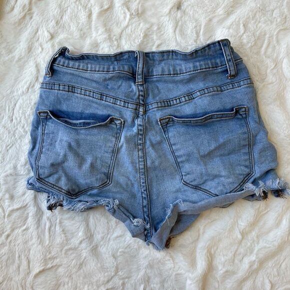 Kancan Distressed Estilo Short - Women’s 25 - Picture 2 of 5